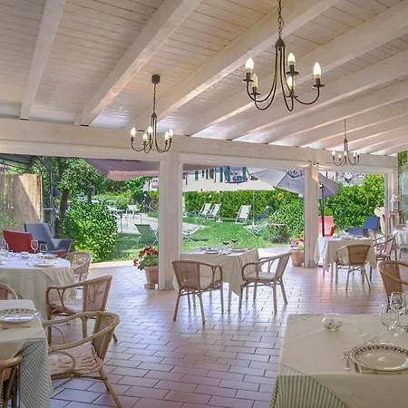 Hotel Sette Archi 3*